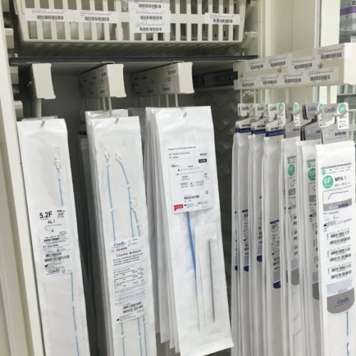 pegasus-cabinet-catheter-baskets-pull